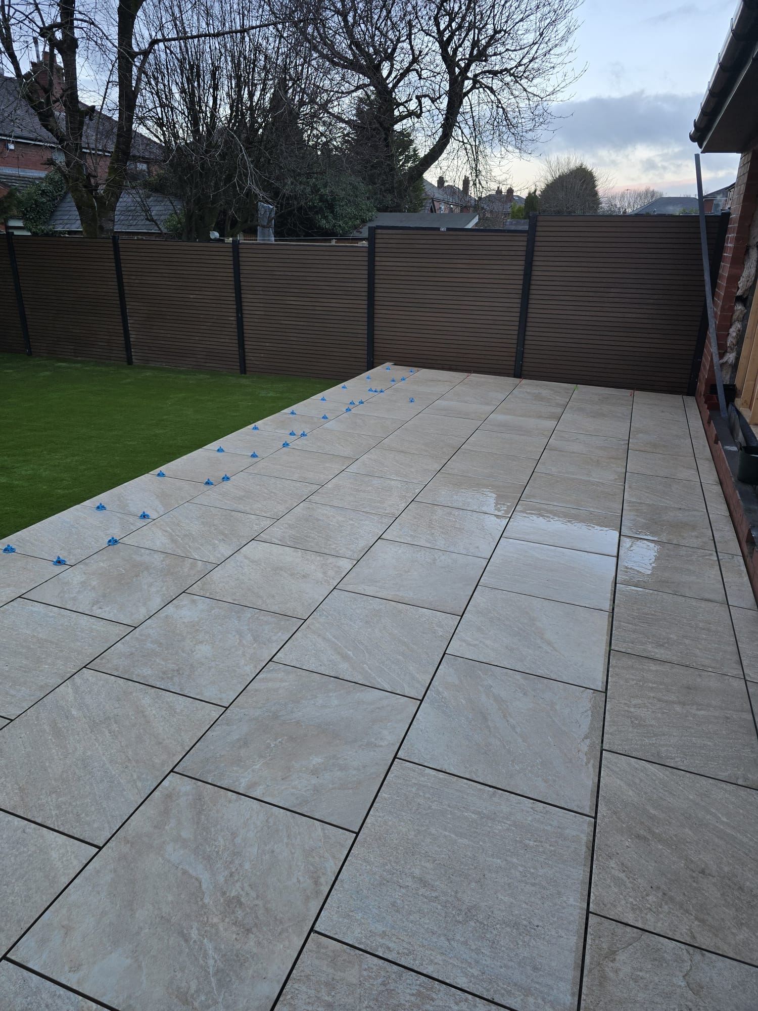 Garden Patio & Artificial Lawn